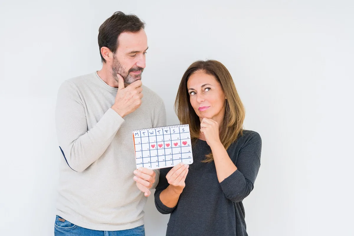 Ce înseamnă un an fără menstruație? S-a instalat menopauza?